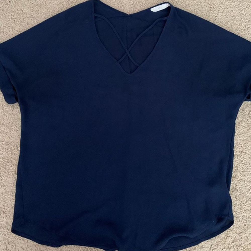 Francesca’s oversized shirt